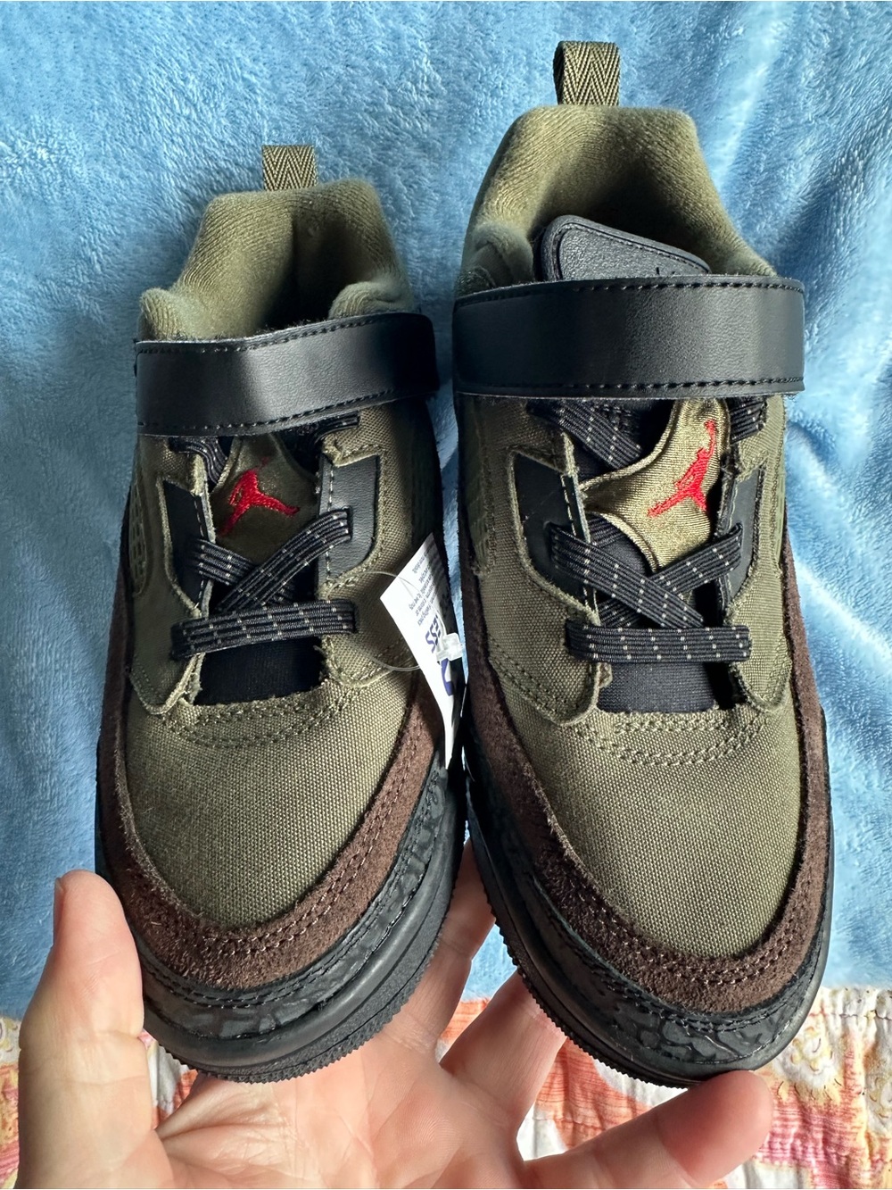 👟 Jordan Spizike Low Kids Medium Olive Brown Red Sneakers Size 3Y NWT